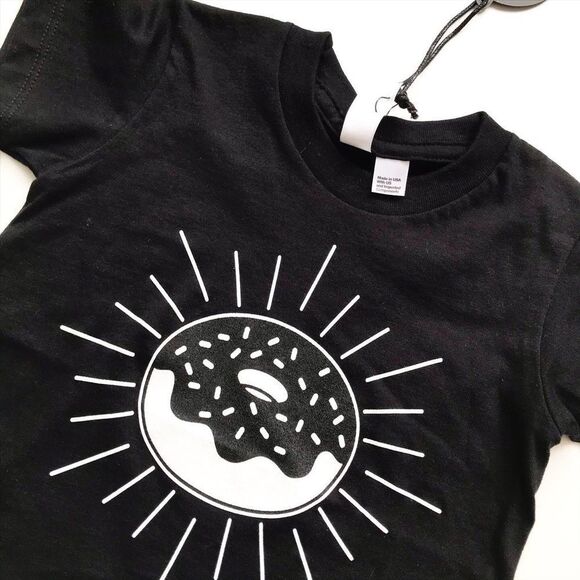 Whistle & Flute NWT sprinkle donut t-shirt 6-12m - Picture 2 of 4